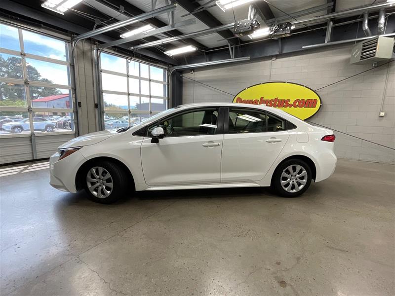 2022 TOYOTA COROLLA LE