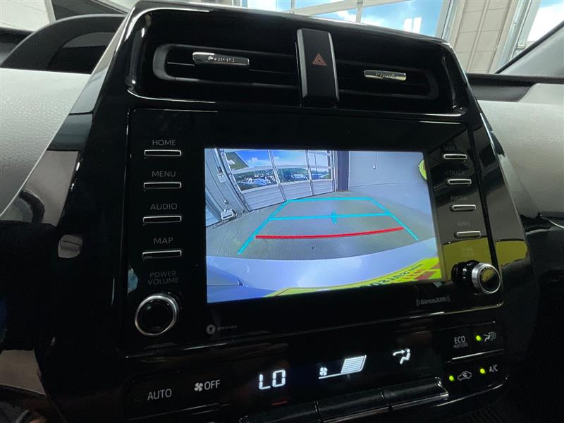 2022 TOYOTA PRIUS LE