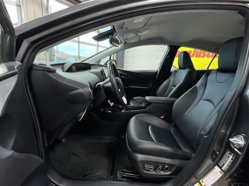 2017 TOYOTA PRIUS PRIME Advanced