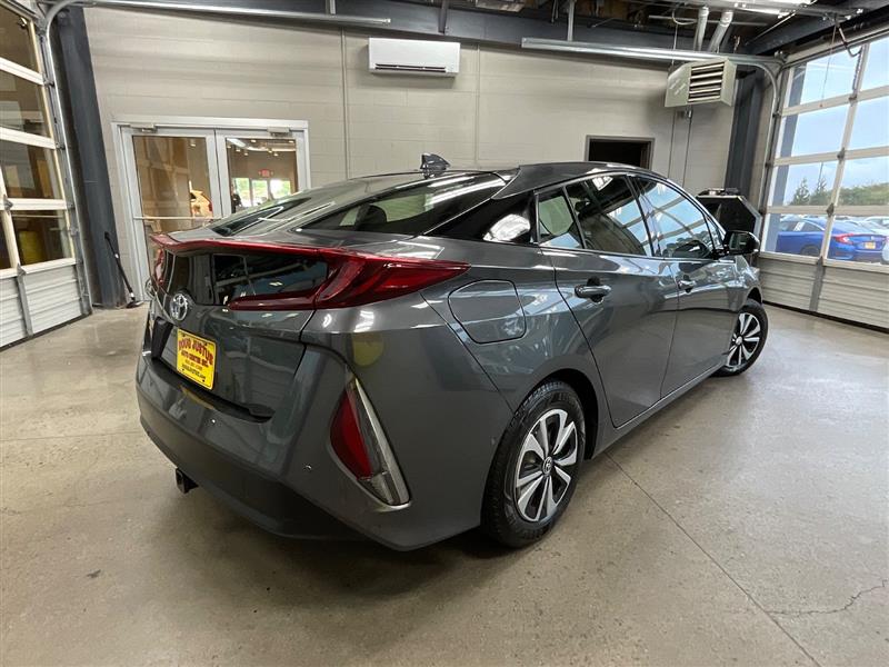 2017 TOYOTA PRIUS PRIME Advanced