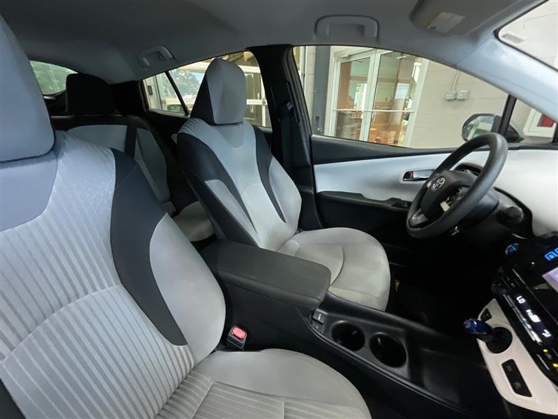 2016 TOYOTA PRIUS TWO