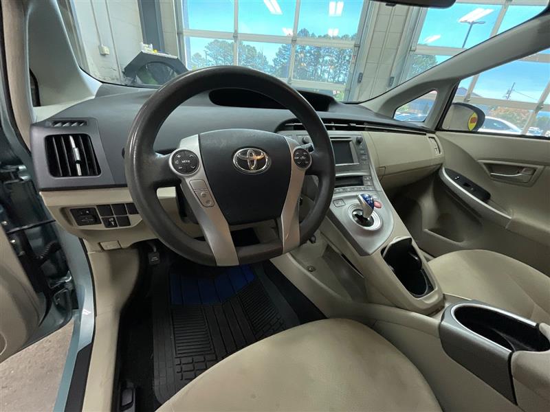 2015 TOYOTA PRIUS II