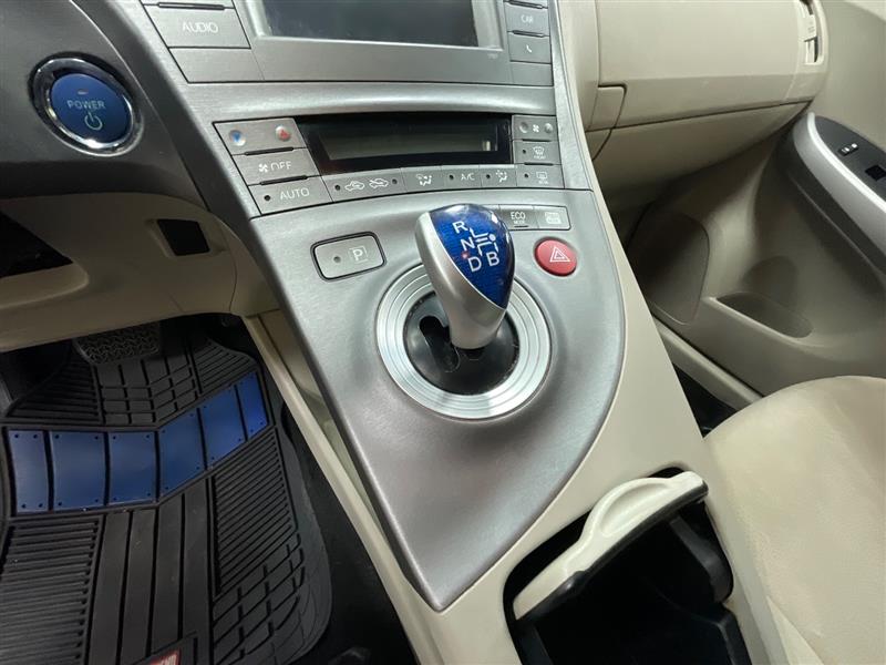 2015 TOYOTA PRIUS II
