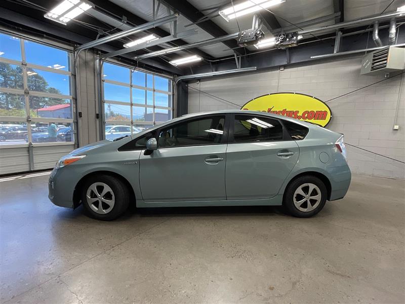 2015 TOYOTA PRIUS II