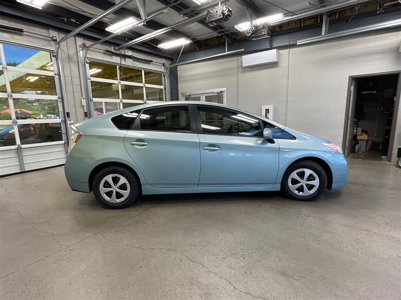 2015 TOYOTA PRIUS II