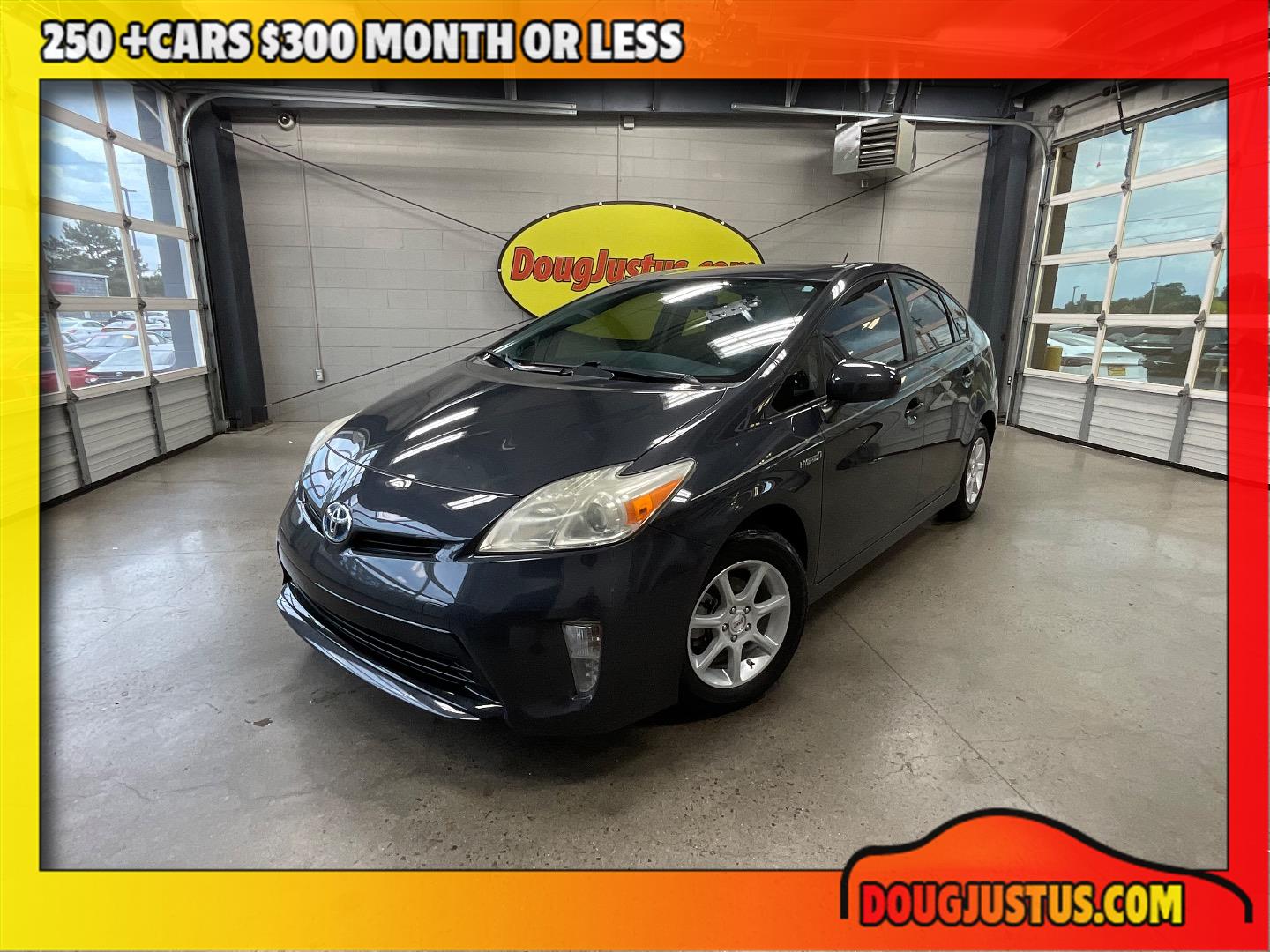 2013 Toyota Prius Two's photo