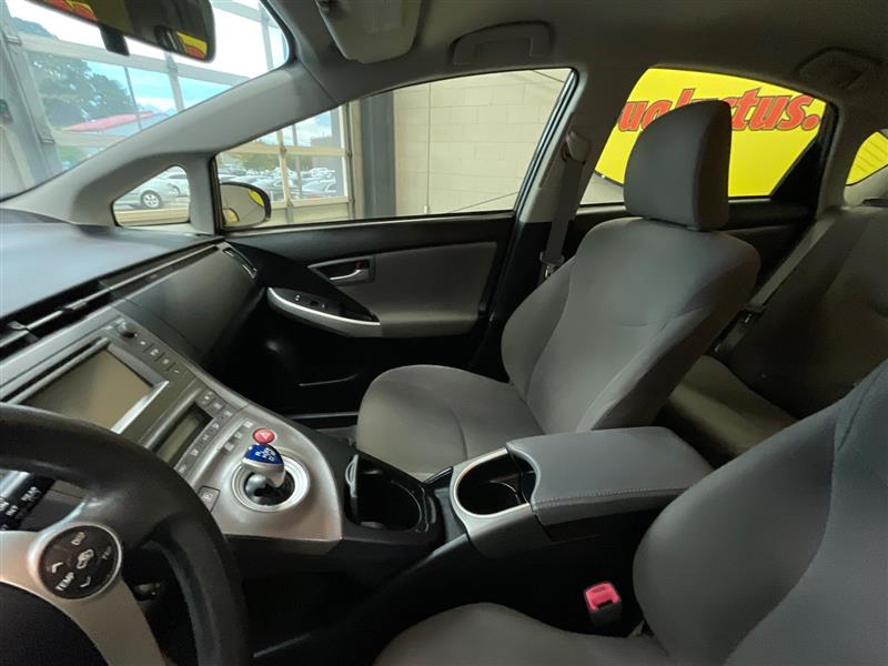 2013 TOYOTA PRIUS TWO