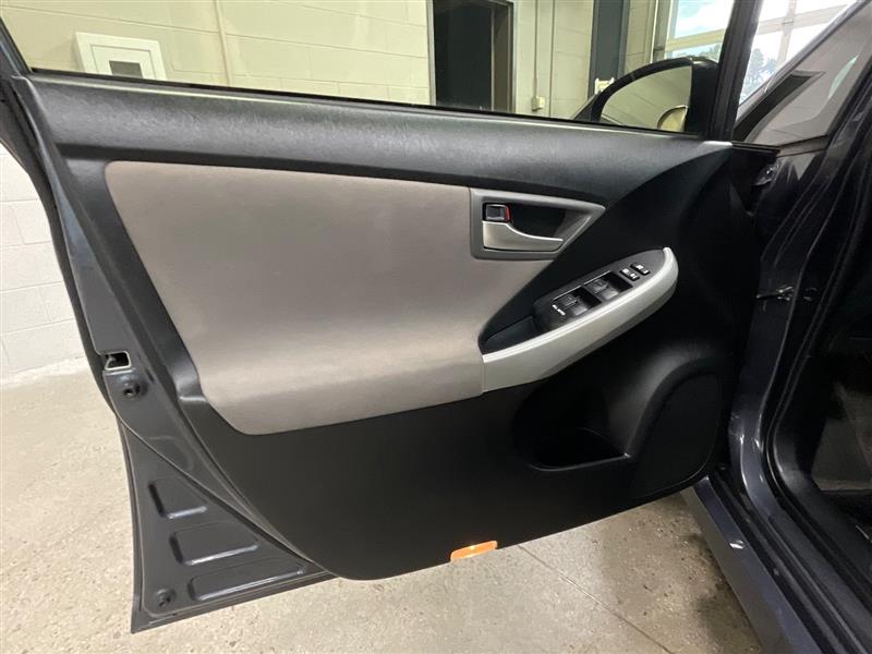 2013 TOYOTA PRIUS TWO
