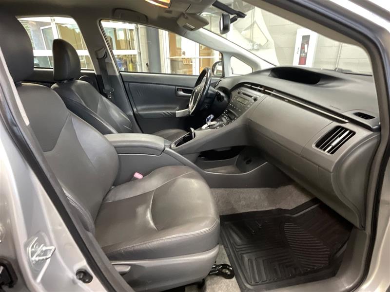 2011 TOYOTA PRIUS I/II/III/IV/V