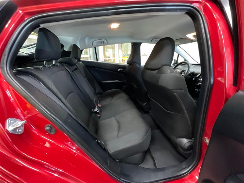 2021 TOYOTA PRIUS LE