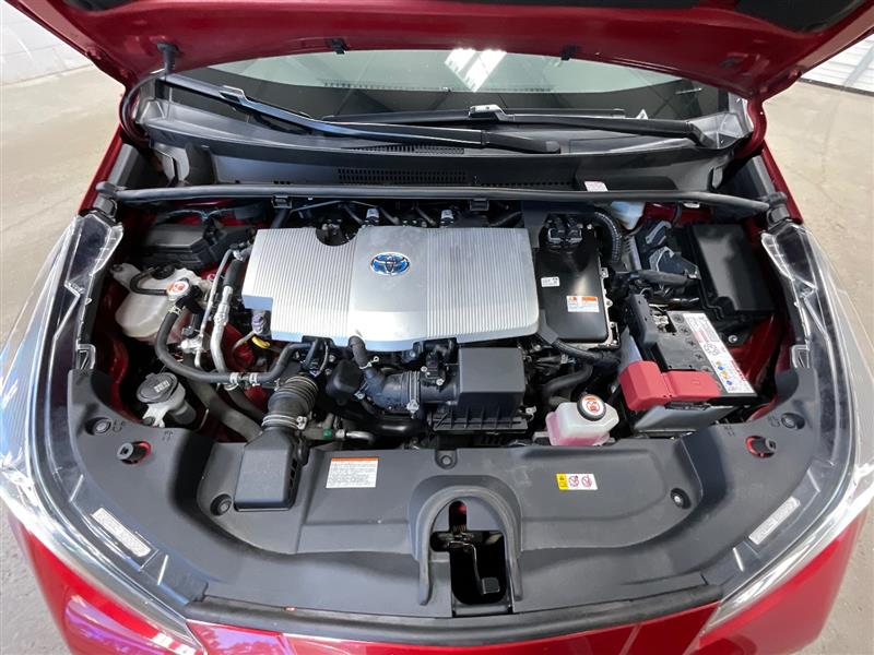 2021 TOYOTA PRIUS LE