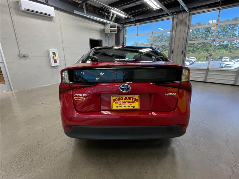 2021 TOYOTA PRIUS LE