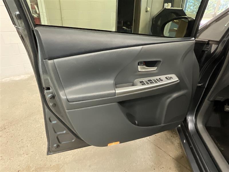 2012 TOYOTA PRIUS Five