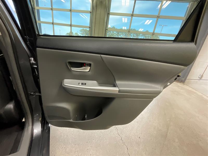 2012 TOYOTA PRIUS Five