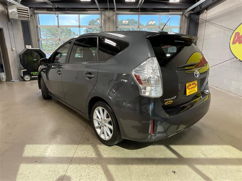 2012 TOYOTA PRIUS Five