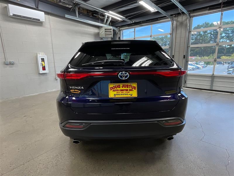 2024 TOYOTA VENZA LE