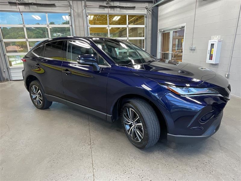 2024 TOYOTA VENZA LE