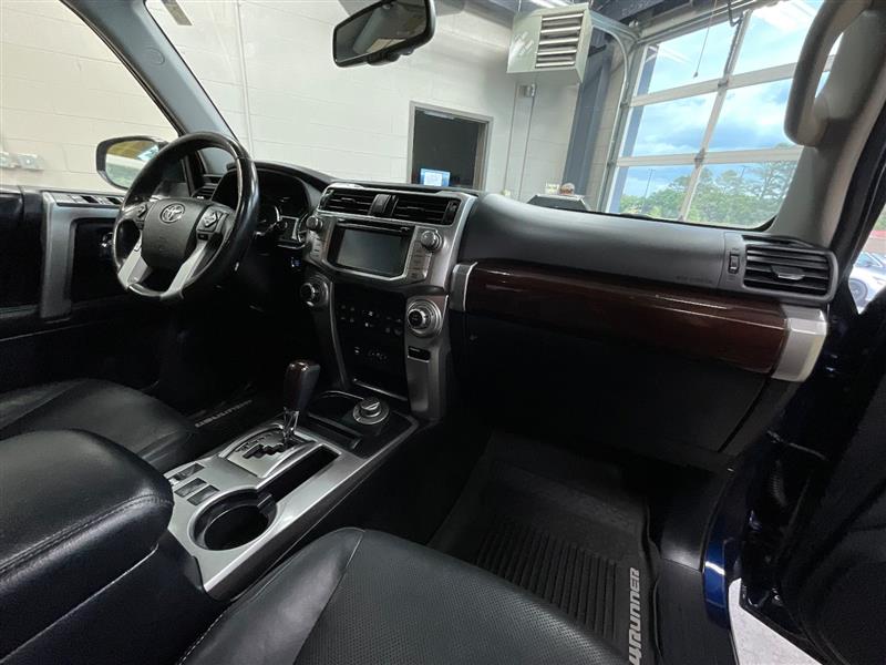 2015 TOYOTA 4RUNNER LIMITED
