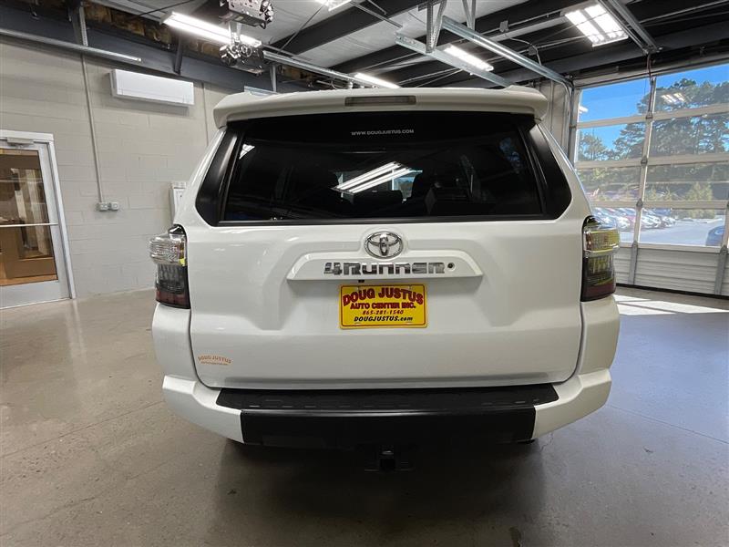 2020 TOYOTA 4RUNNER SR5