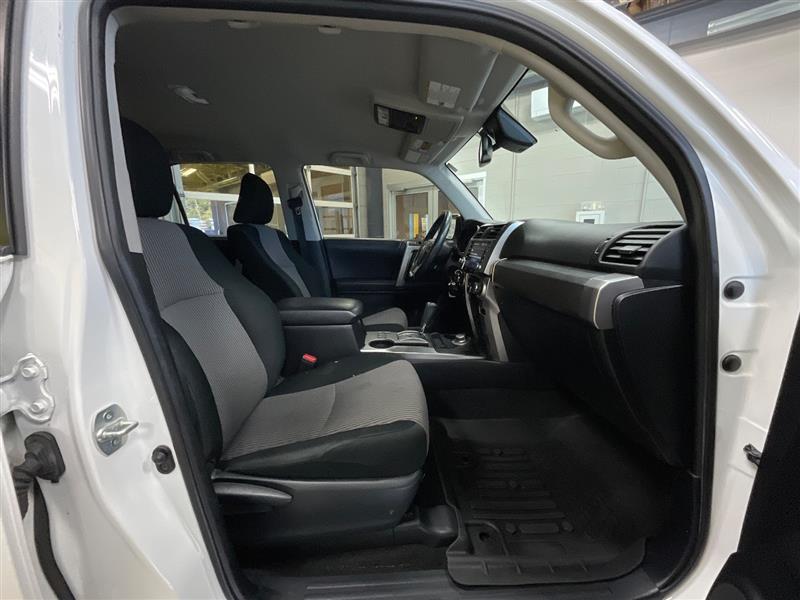 2020 TOYOTA 4RUNNER SR5