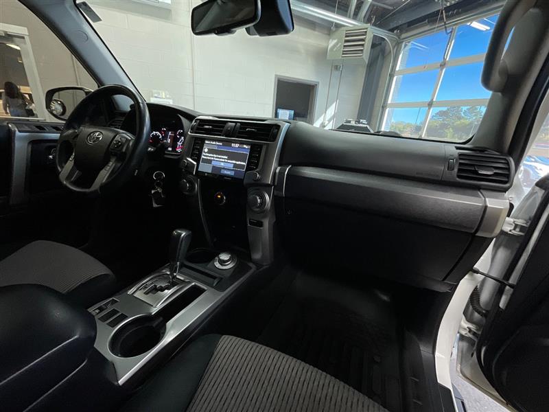 2020 TOYOTA 4RUNNER SR5