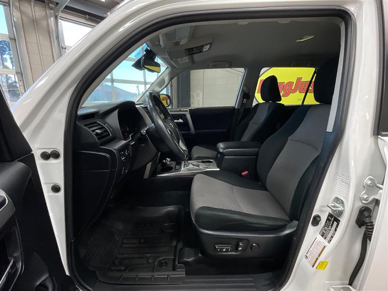 2020 TOYOTA 4RUNNER SR5