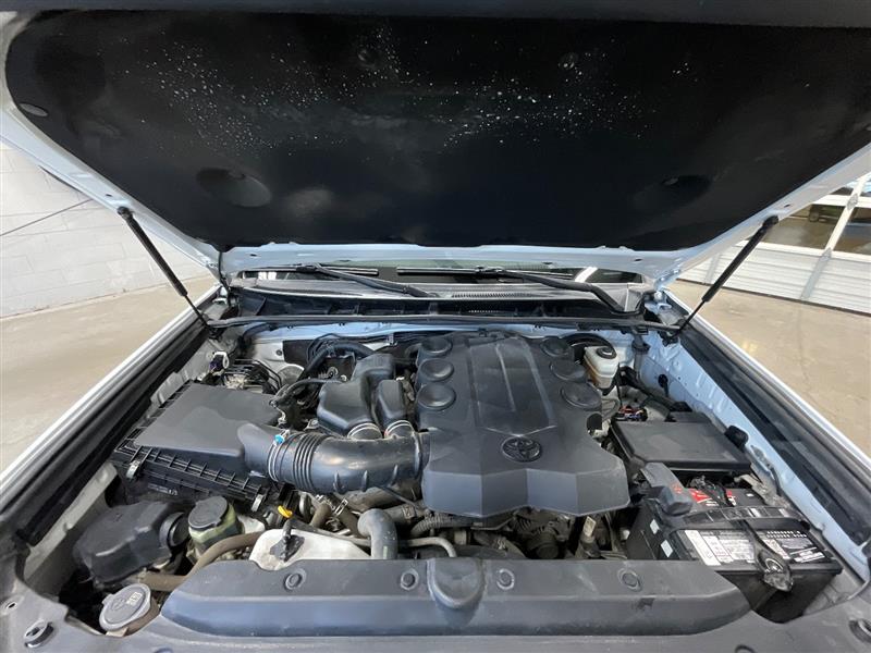 2018 TOYOTA 4RUNNER SR5