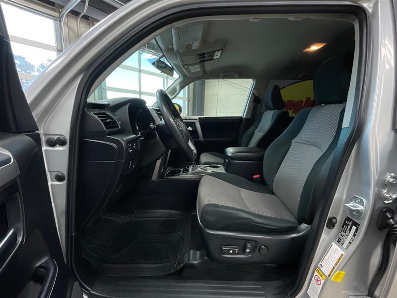 2019 TOYOTA 4RUNNER SR5