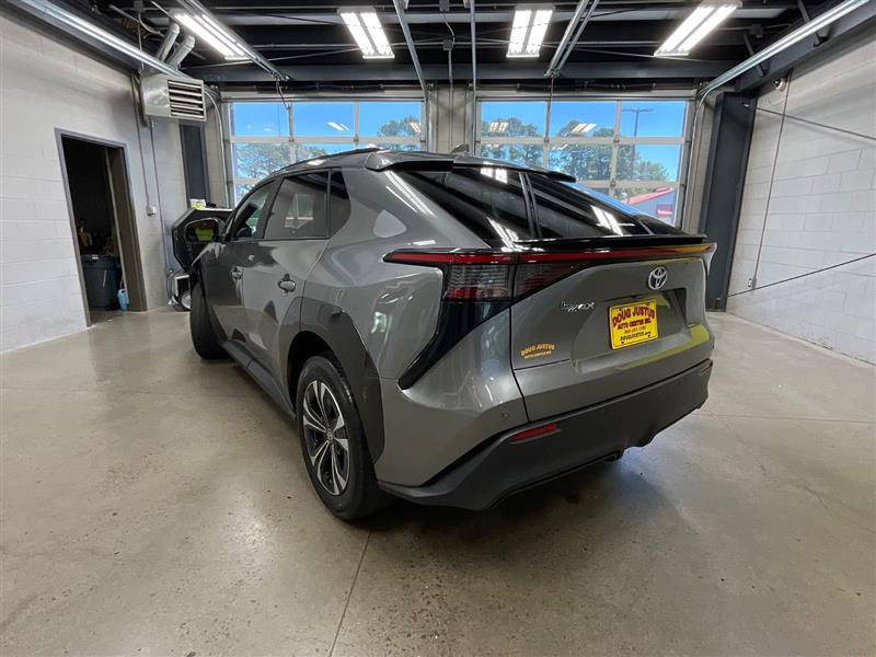 2023 TOYOTA BZ4X XLE