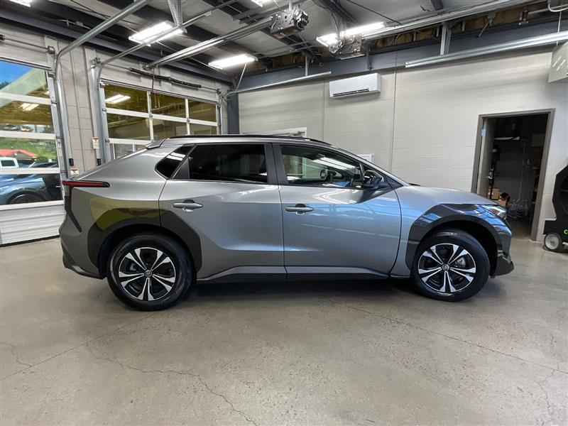2023 TOYOTA BZ4X XLE