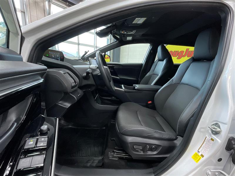2024 TOYOTA BZ4X XLE/LIMITED