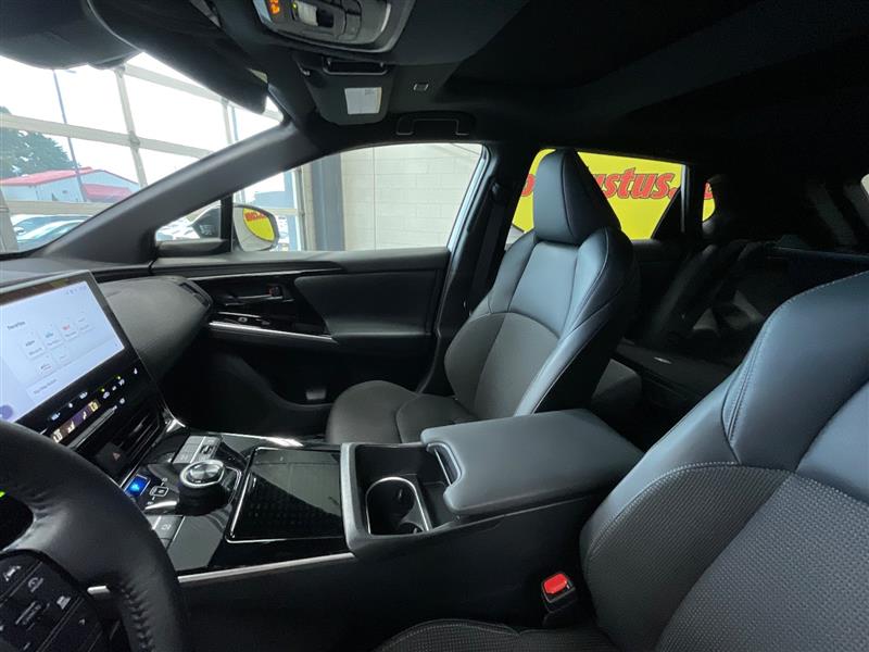 2024 TOYOTA BZ4X XLE/LIMITED