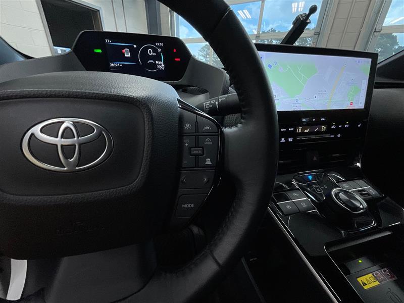 2024 TOYOTA BZ4X XLE/LIMITED