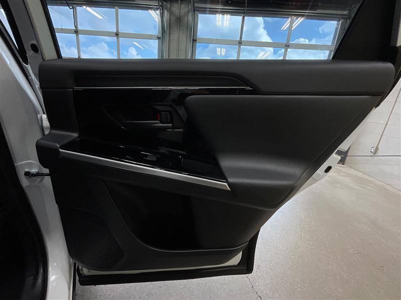 2024 TOYOTA BZ4X XLE/LIMITED