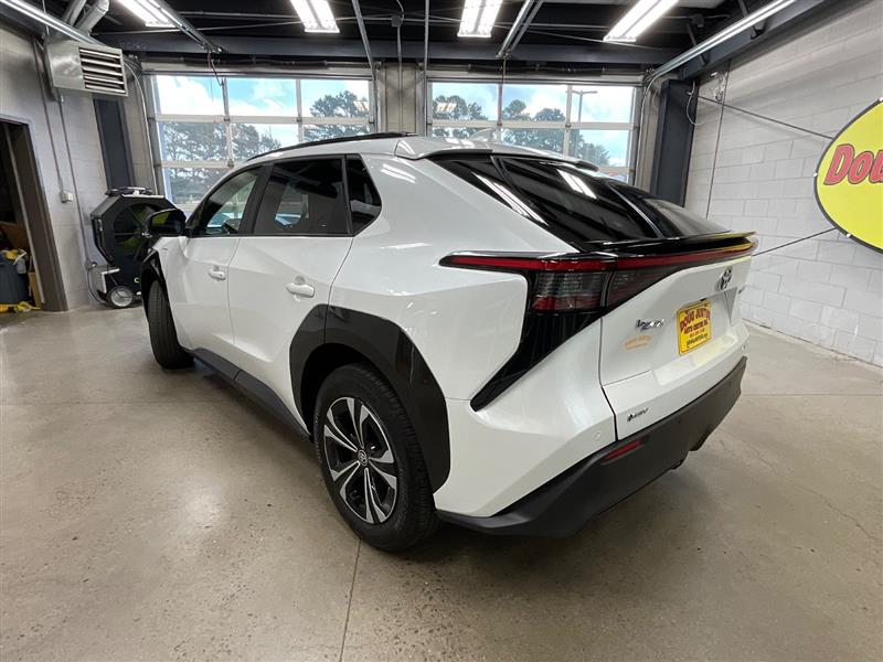2024 TOYOTA BZ4X XLE/LIMITED