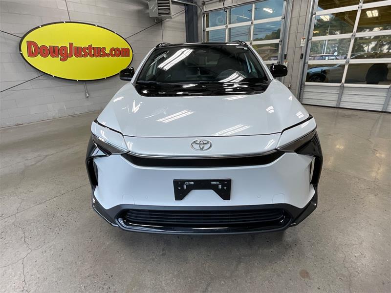 2024 TOYOTA BZ4X XLE/LIMITED
