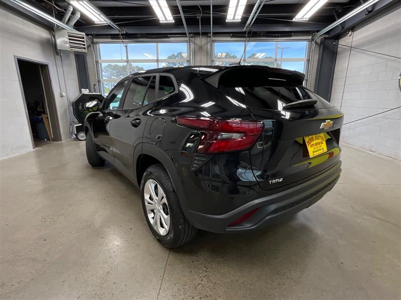 2024 CHEVROLET TRAX LS