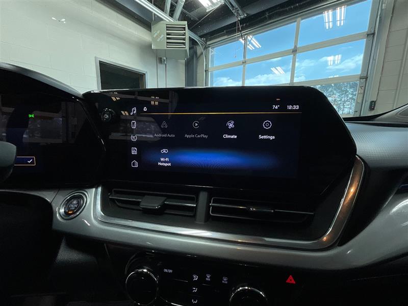 2024 CHEVROLET TRAX LT