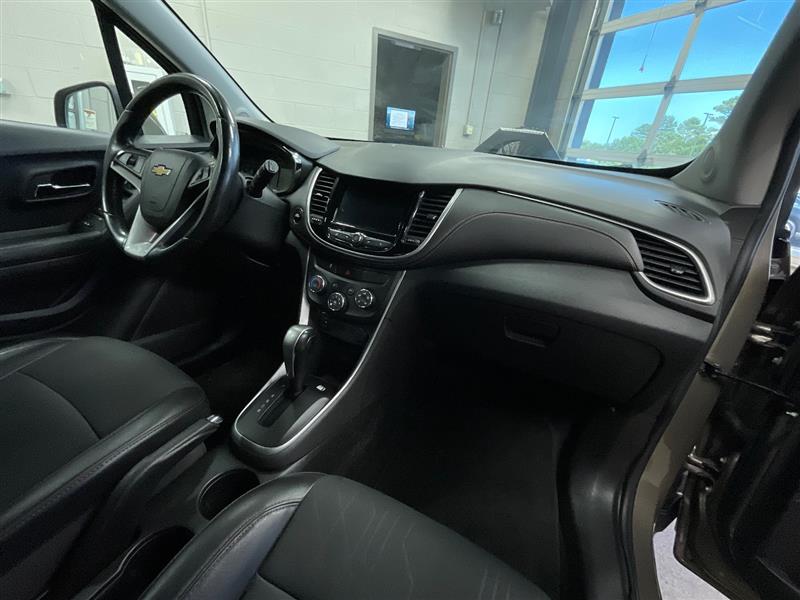 2022 CHEVROLET TRAX LT