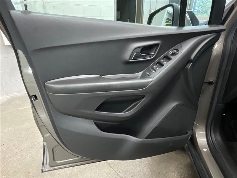 2022 CHEVROLET TRAX LT