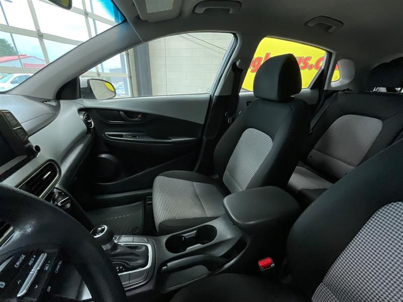 2021 HYUNDAI KONA SE