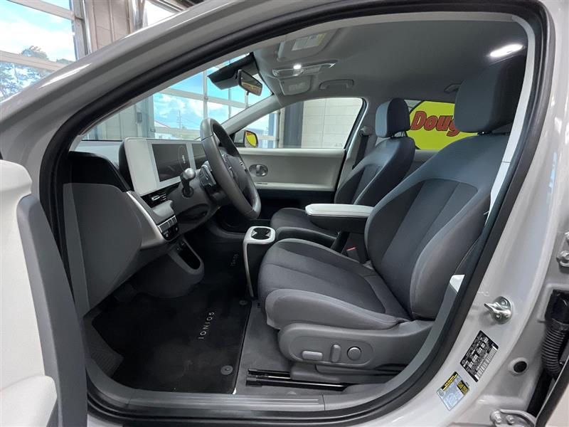 2024 HYUNDAI IONIQ 5 SE Standard Range