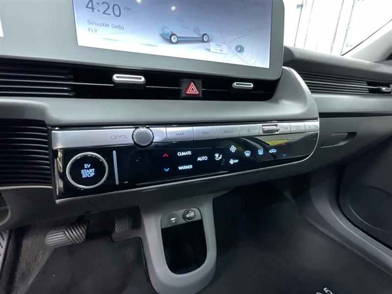 2024 HYUNDAI IONIQ 5 SE Standard Range