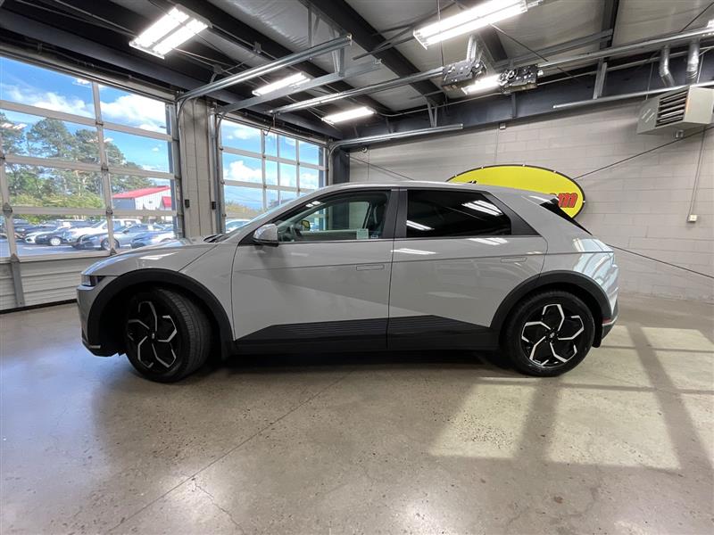 2024 HYUNDAI IONIQ 5 SE Standard Range