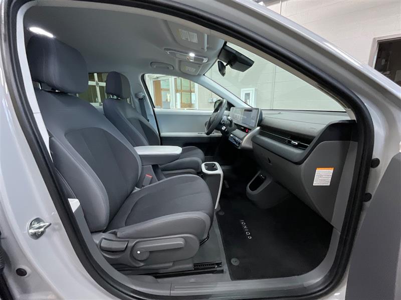 2024 HYUNDAI IONIQ 5 SE Standard Range