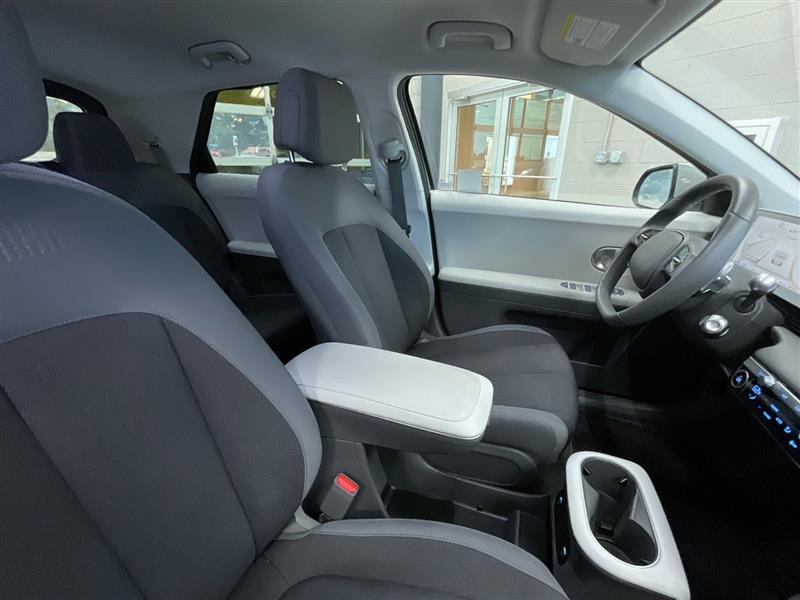 2024 HYUNDAI IONIQ 5 SE Standard Range