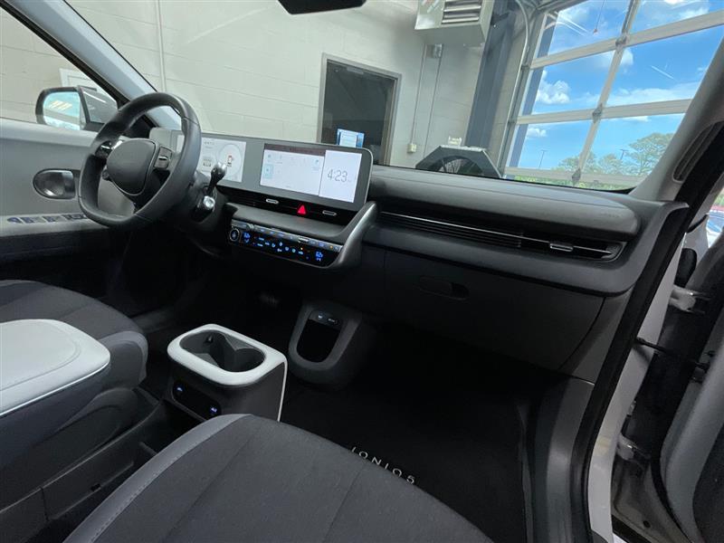 2024 HYUNDAI IONIQ 5 SE Standard Range
