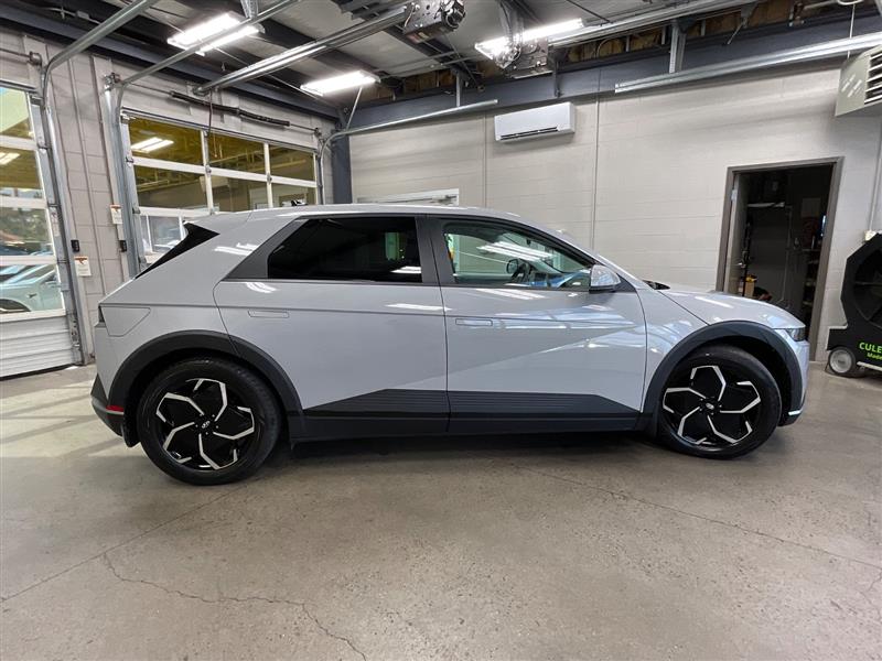 2024 HYUNDAI IONIQ 5 SE Standard Range