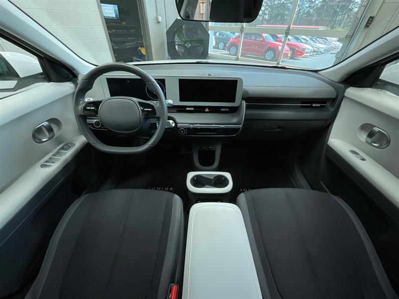 2024 HYUNDAI IONIQ 5 SE