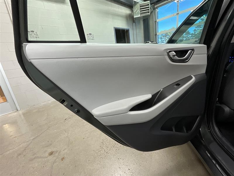 2020 HYUNDAI IONIQ HYBRID Blue